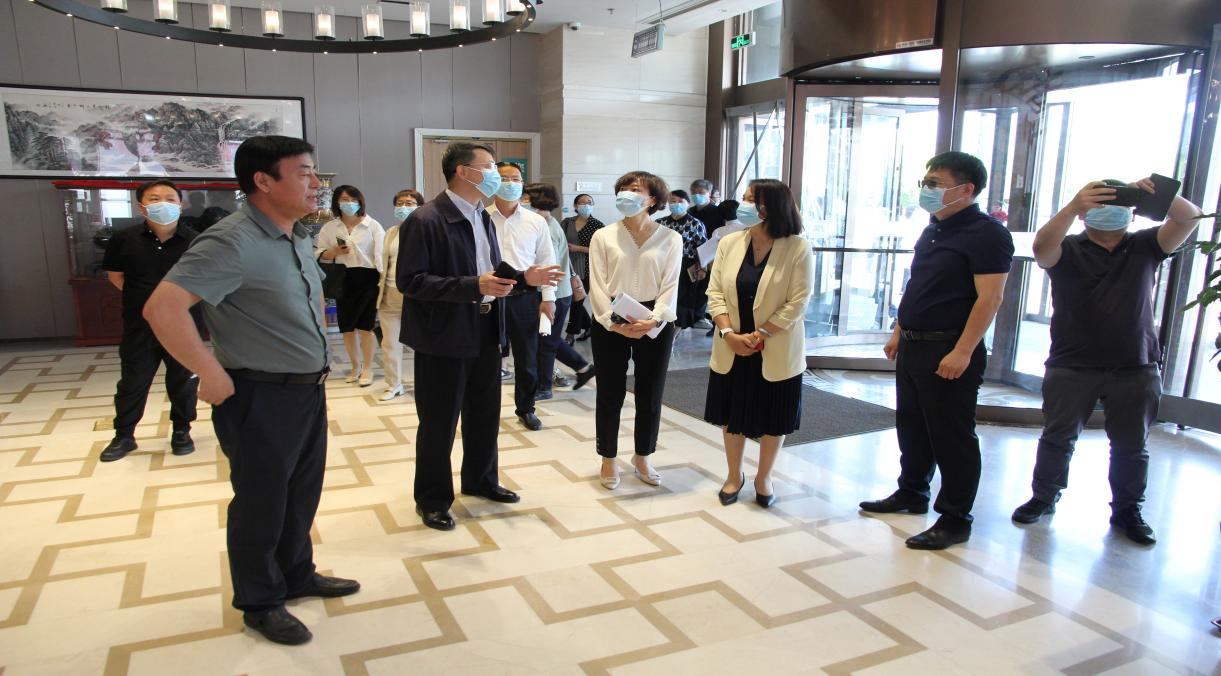 图六 沈北新区政协在沈北新区盛经合乐园老年公寓开展“积极应对人口老龄化 推进我区高品质养老”专题调研.png